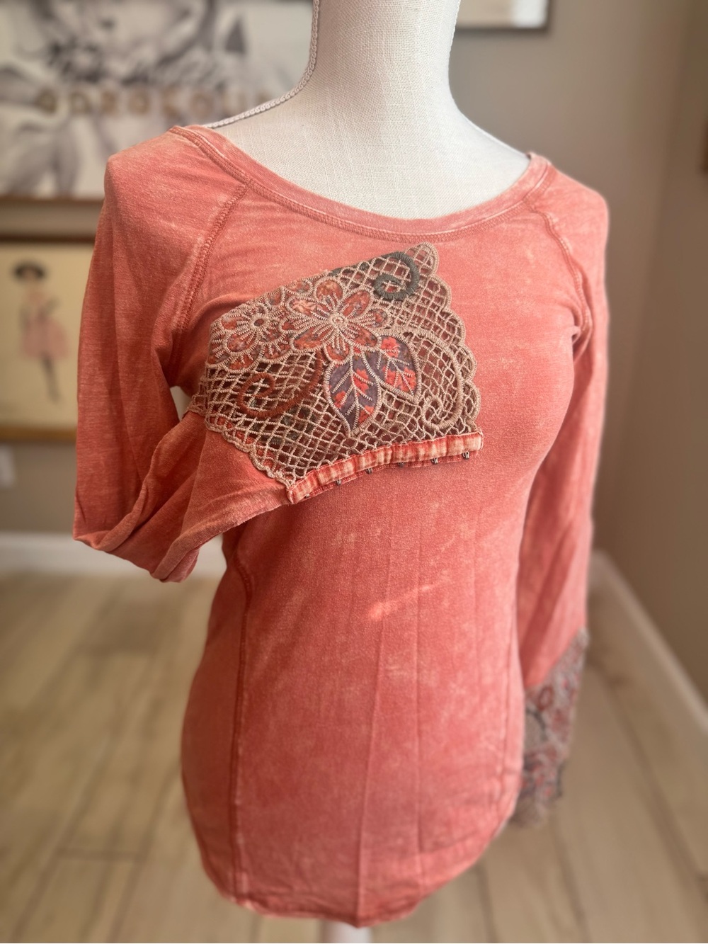Gimmicks Coral Long-Sleeve Embroidered Lace Cuff Top